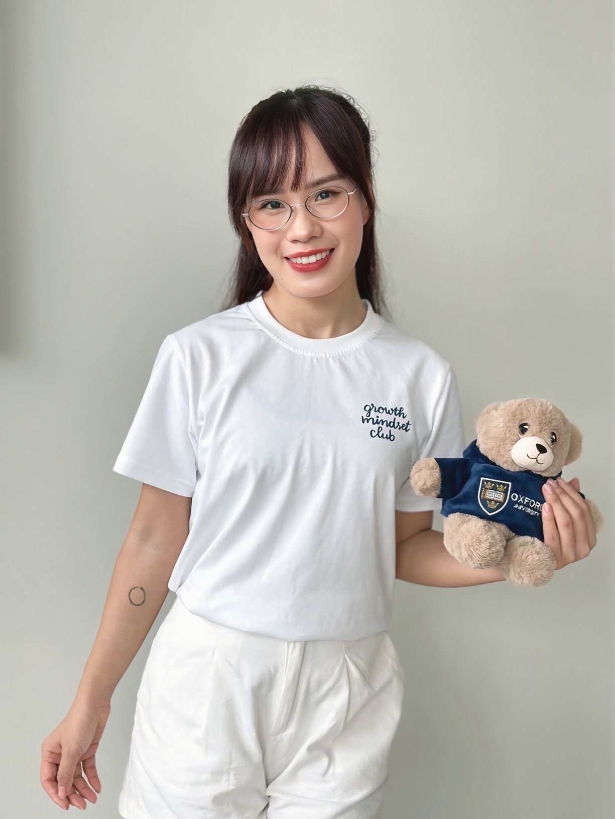 ÁO PHÔNG GROWTH MINDSET CLUB - WHITE