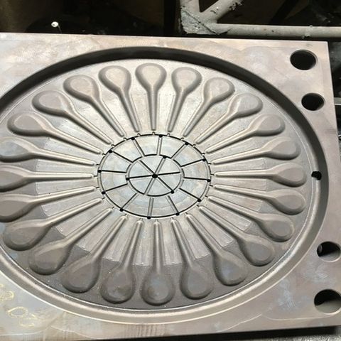  NHIỆT LUYỆN CHÂN KHÔNG SKD61 