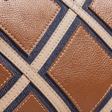 Túi đeo chéo nữ da thật LiteHide™ Fossil JOLIE Baguette ZB1907194 - màu nâu