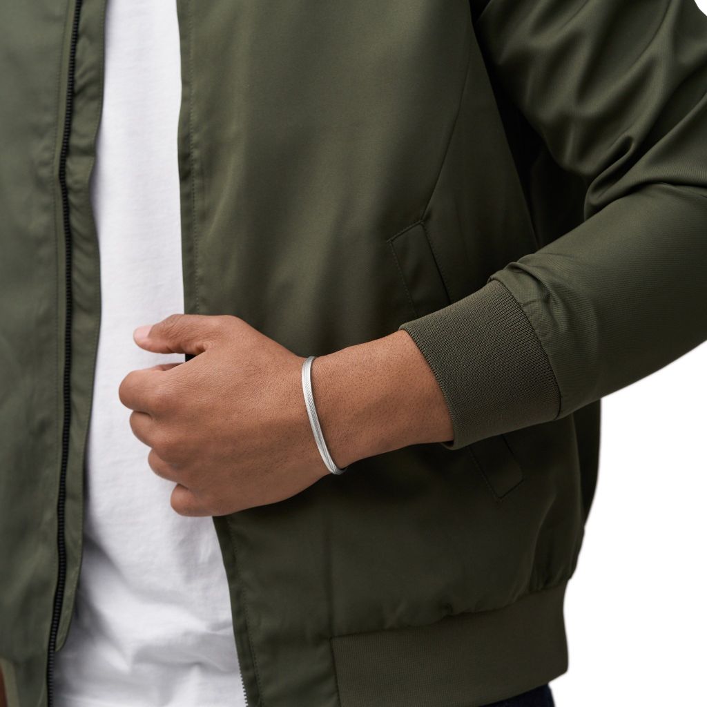 Vòng tay Fossil Harlow kim loại Cuff JF04566040