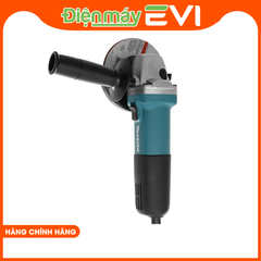 Máy mài điện Makita M9558HN Công suất 840W đi cùng tốc độ không tải khoảng 11000 vòng/phút khá mạnh mẽ. Nhờ đó máy mài này có thể mài bóng loáng các bề mặt trong thời gian ngắn, tăng năng suất lao động, giảm công sức cho người dùng