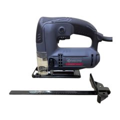Máy cưa lọng Kyocera AJ6500V Công suất 400W. Có khả năng cưa các bề mặt như nhôm, thép, gỗ với khả năng cắt 65mm