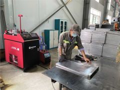 Máy hàn laser Weldcom LW1500M hàn nhanh gấp 5-10 lần so với hàn TIG
