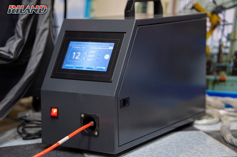 Máy hàn laser Riland RL-HLW-1500 sử dụng được ba chế độ Hàn - Cắt - Tẩy Gỉ