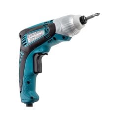 Máy bắn vít chuyên vít Makita TD010 chế tạo từ vật liệu chất lượng cao, mang đến độ bền vượt trội