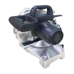 Máy cắt đa năng Fixman FM6011250 công suất 1250W0, cắt sâu tới 120mm. Có sẵn 2 lưỡi cắt gỗ và sắt