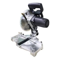 Máy cắt đa năng Fixman FM6011250 công suất 1250W0, cắt sâu tới 120mm. Có sẵn 2 lưỡi cắt gỗ và sắt
