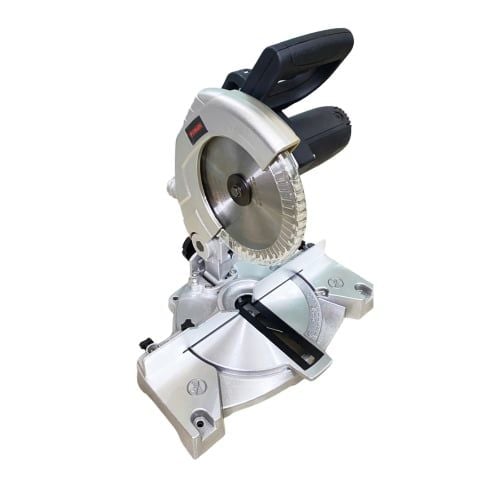 Máy cắt đa năng Fixman FM6011250 công suất 1250W0, cắt sâu tới 120mm. Có sẵn 2 lưỡi cắt gỗ và sắt