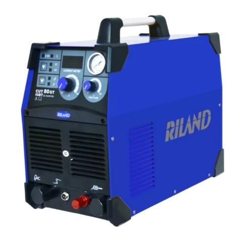 Máy cắt plasma Riland CUT 80GT sử dụng điện 3 pha, cắt đẹp dày từ 1 - 15mm và cắt phá đến 25mm