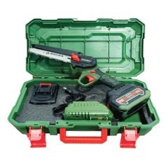 Máy cưa xích pin Akuza CX06BL Pro kích thước xích 6 inch cùng tốc độ lưỡi cưa đạt 7m/s