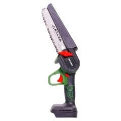Máy cưa xích pin Akuza CX06BL Pro kích thước xích 6 inch cùng tốc độ lưỡi cưa đạt 7m/s