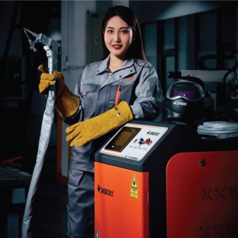 Máy hàn laser Fiber Jasic LS-15000 đầu cấp dây đơn, nhanh hơn gấp 10 lần hàn TIG