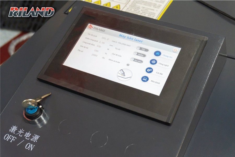Máy hàn laser Riland RL-HLW-1500 hàn nhanh gấp 10 lần hàn thông thường