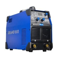 Máy hàn que Riland ARC 315GTS hàn tốt với que hàn 2.5mm - 3.2mm. Hàn được que 4.0mm với điện 380V