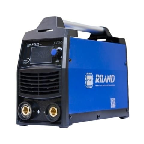 Máy hàn que Riland ARC 200DT công suất mạnh mẽ, có thể hàn tốt que 3.2mm