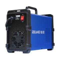 Máy hàn que RILAND ZX7 320DS sử dụng được điện 220V và 380V. Hàn que 2.5mm - 4.0mm