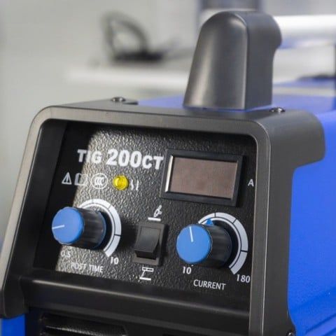 Máy hàn tig Riland TIG 200CT hàn tig và que. Công nghệ inverter tiết kiệm điện năng