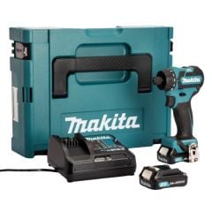 Máy khoan vặn vít dùng pin Makita DF032DSAE công suất đầu ra 250W, cho khả năng khoan và vặn vít mạnh mẽ