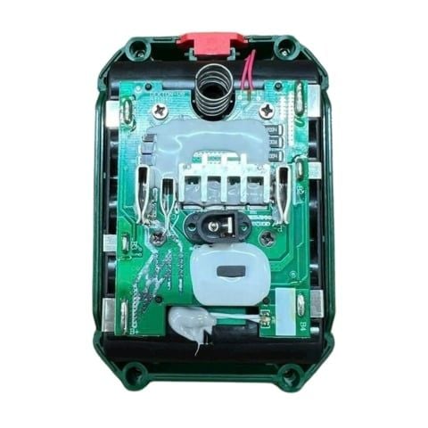 Pin phổ thông Makita Dekton M21-B4000EVE vỏ pin chống cháy dòng xả cao