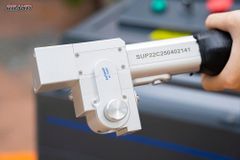 Máy hàn laser chuyên tẩy Riland RL-C-2000 công suất 2000W làm sạch nhanh gấp 3 - 5 lần