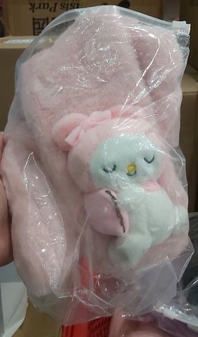 KHĂN CHOÀNG THÚ NỔI SANRIO