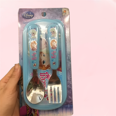 Muỗng nĩa + hộp Disney nhỏ