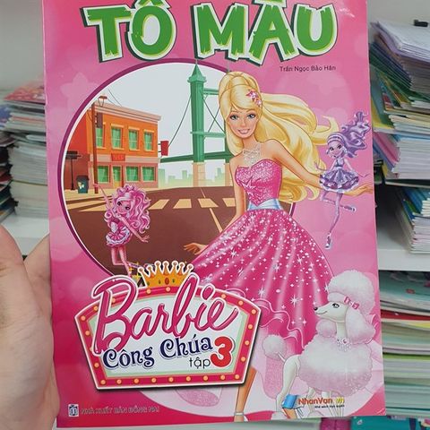 Bé Tô Màu ( Nhân Văn)