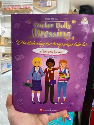 Dán hình trang phục búp bê (ĐT)