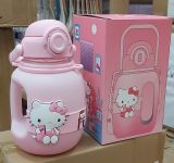 BÌNH NƯỚC SANRIO DÂY ĐEO 1350ML