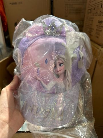 NÓN NHỰA VƯƠNG MIỆN DISNEY