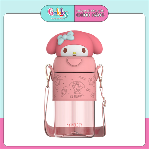 Bình Nước Sanrio Dây Đeo 3D 620ML