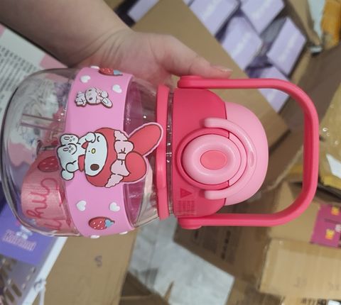BÌNH NƯỚC SANRIO Quai Xách Dây Đeo