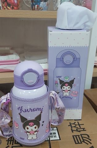 BÌNH NƯỚC SANRIO GIỮ NHIỆT THAY NẮP 500ML