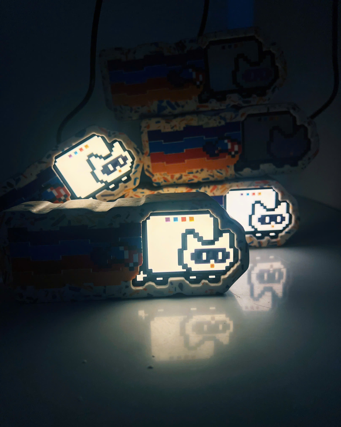  PRE-ORDER / Đèn để bàn Tominyan 