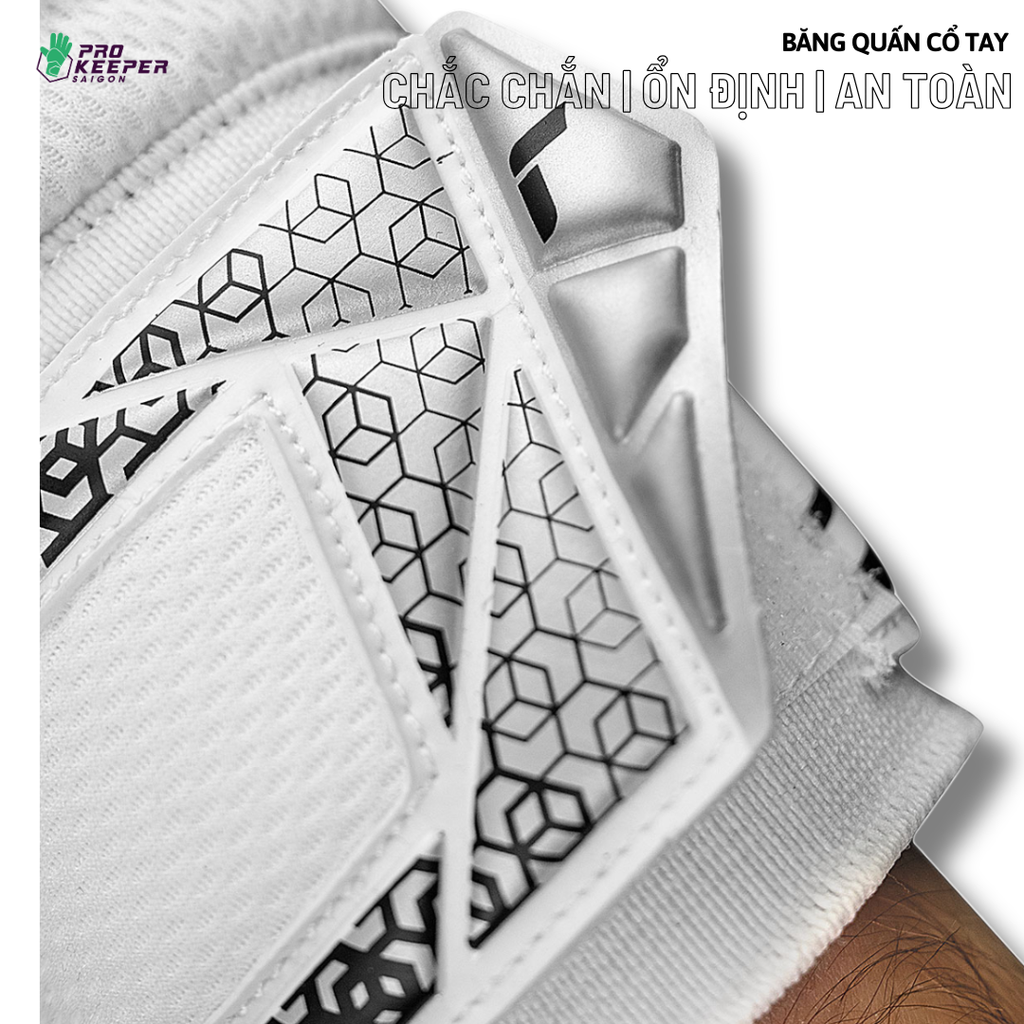 Găng Tay Thủ Môn Reusch Attrakt Gold NC 5570155 1125