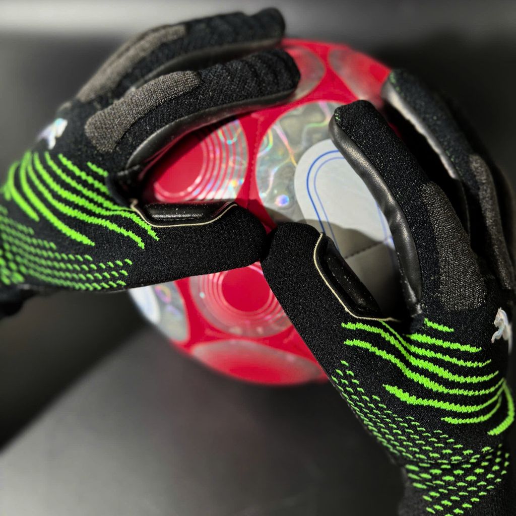 Găng Tay Thủ Môn Puma Future Ultimate NC Eclipse 042064-03