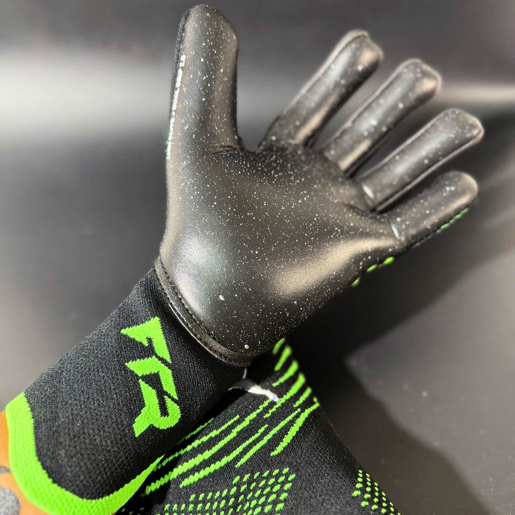 Găng Tay Thủ Môn Puma Future Ultimate NC Eclipse 042064-03