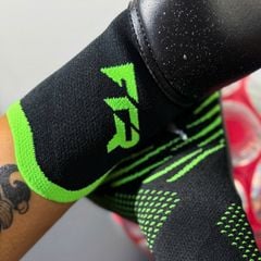 Găng Tay Thủ Môn Puma Future Ultimate NC Eclipse 042064-03