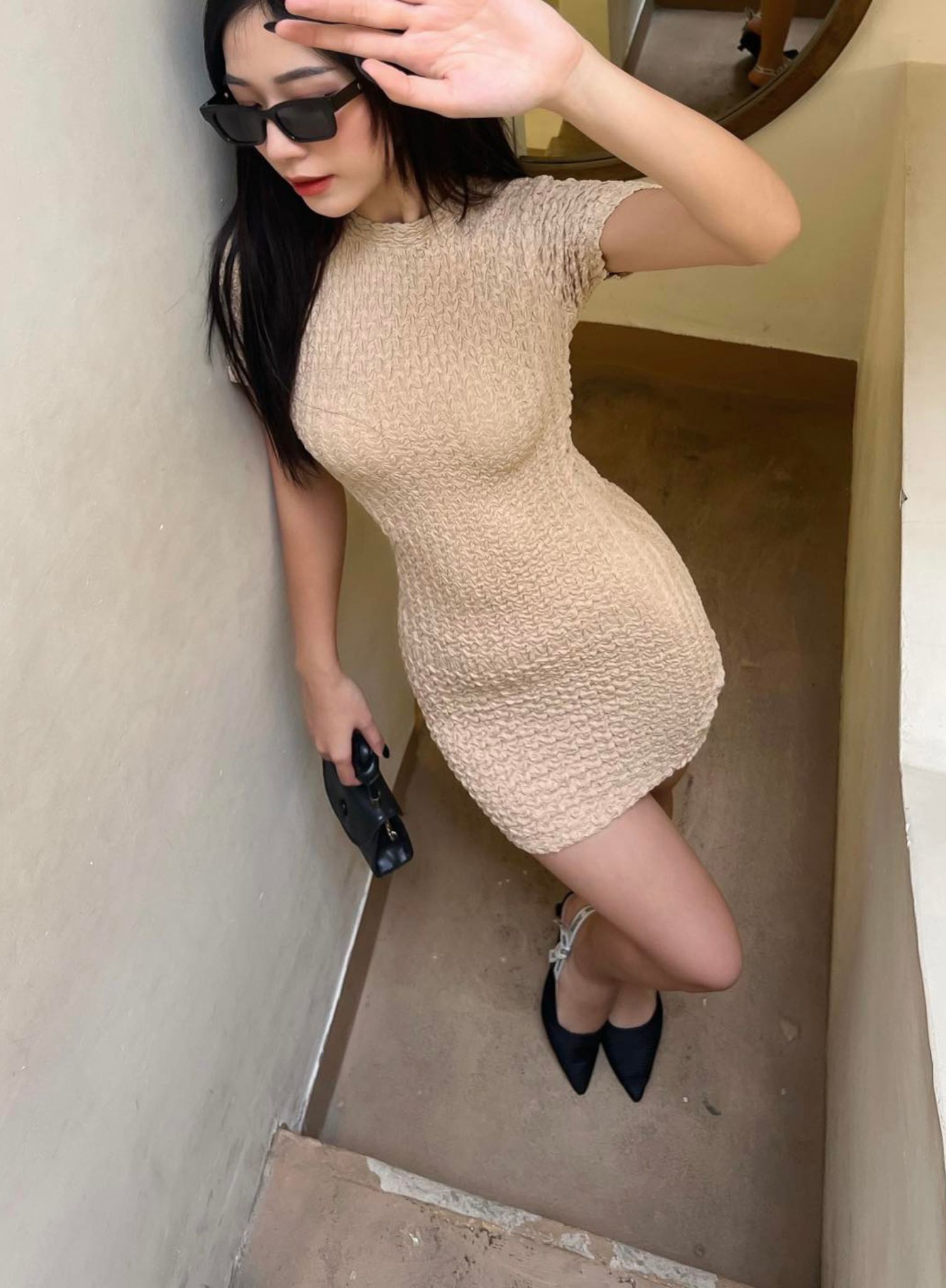 Đầm body 2 dây basic sexy co giãn 4 chiều tay ngắn đi chơi đi dạo phố La  Boutique