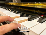  Piano Upright YAMAHA YU5 