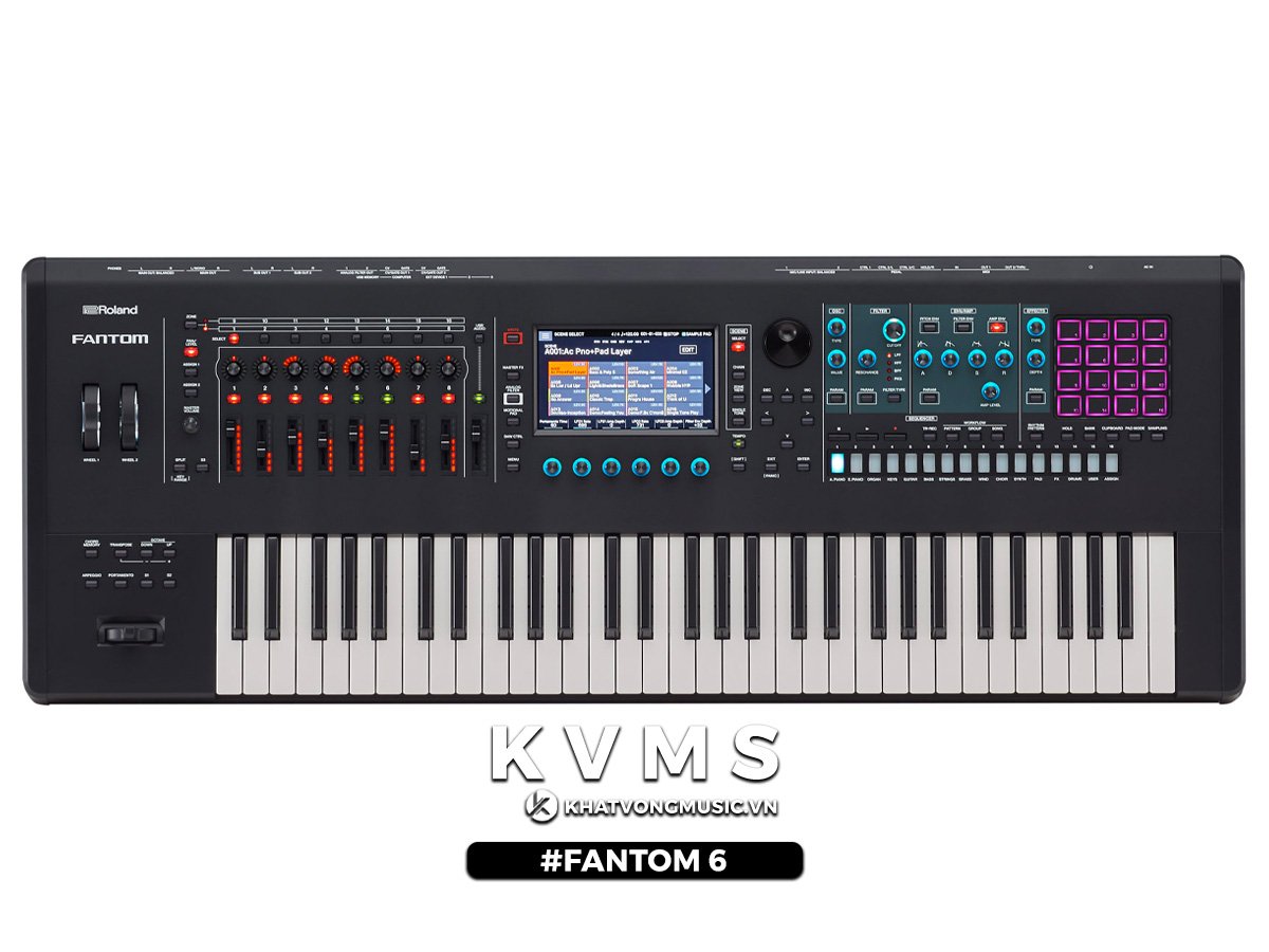 Fantom 6 synthesizer/ workstation