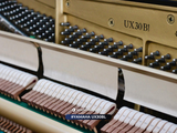  Piano Upright YAMAHA UX30BL 