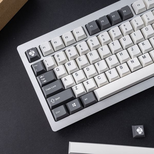 Keycap ePBT Grey On White
