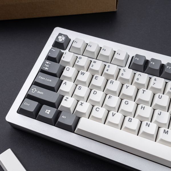 Keycap ePBT Grey On White