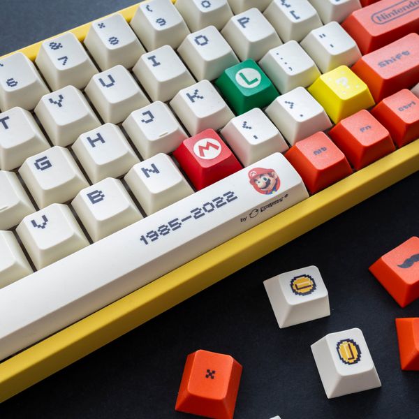 Keycap Mario