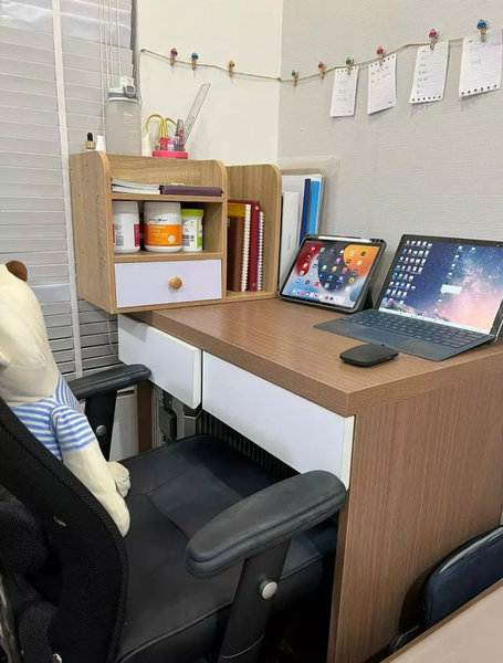 Kệ Sách Để Bàn Có Ngăn Tủ IGA - GP176