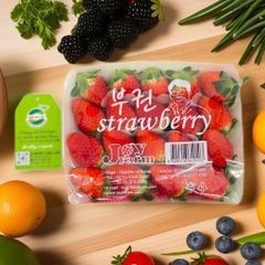 Dâu Hàn Quốc hộp 330g