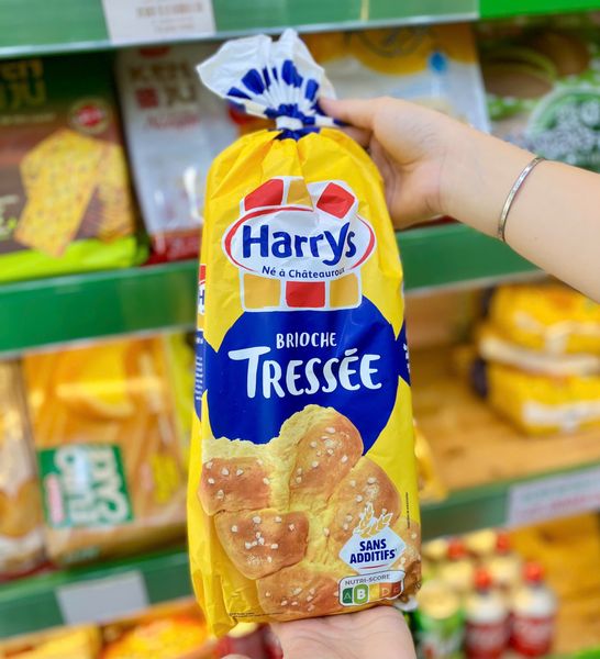 Bánh mì hoa cúc Harrys brioche tressée ổ lớn 500g