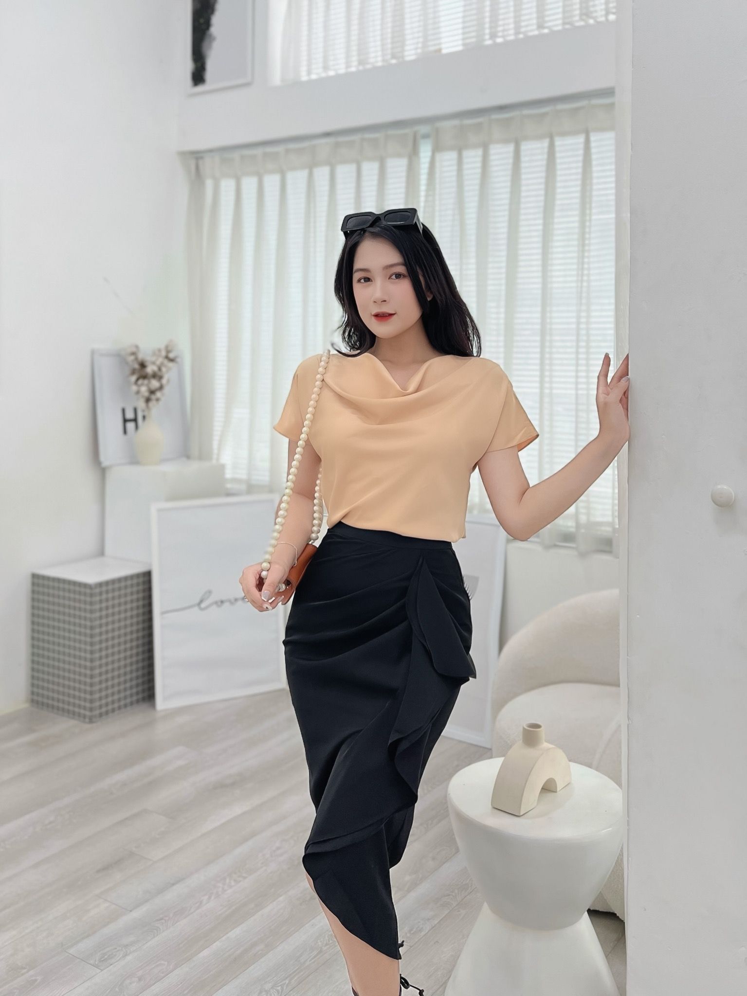 CHÂN VÁY HỒNG XẾP BÈO TẦNG