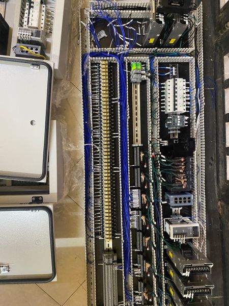  TỦ ĐIỆN ĐIỀU KHIỂN TỰ ĐỘNG/ TỦ ĐIỆN CÔNG NGHIỆP/ TỦ KHÍ NÉN 